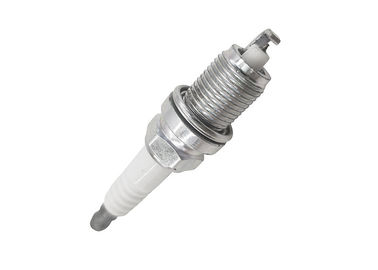 BMWのごまかしフォード マツダZFR6FGP 7100のための点火プラグ4部分のプラチナ合金車の